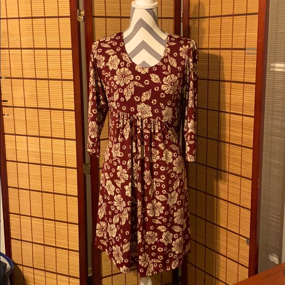 R & B Collection Dress Burgandy Floral Tunic